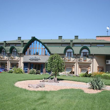 Maxmarine Yacht Club Hotel Nowa Kachowka Zewnętrze zdjęcie