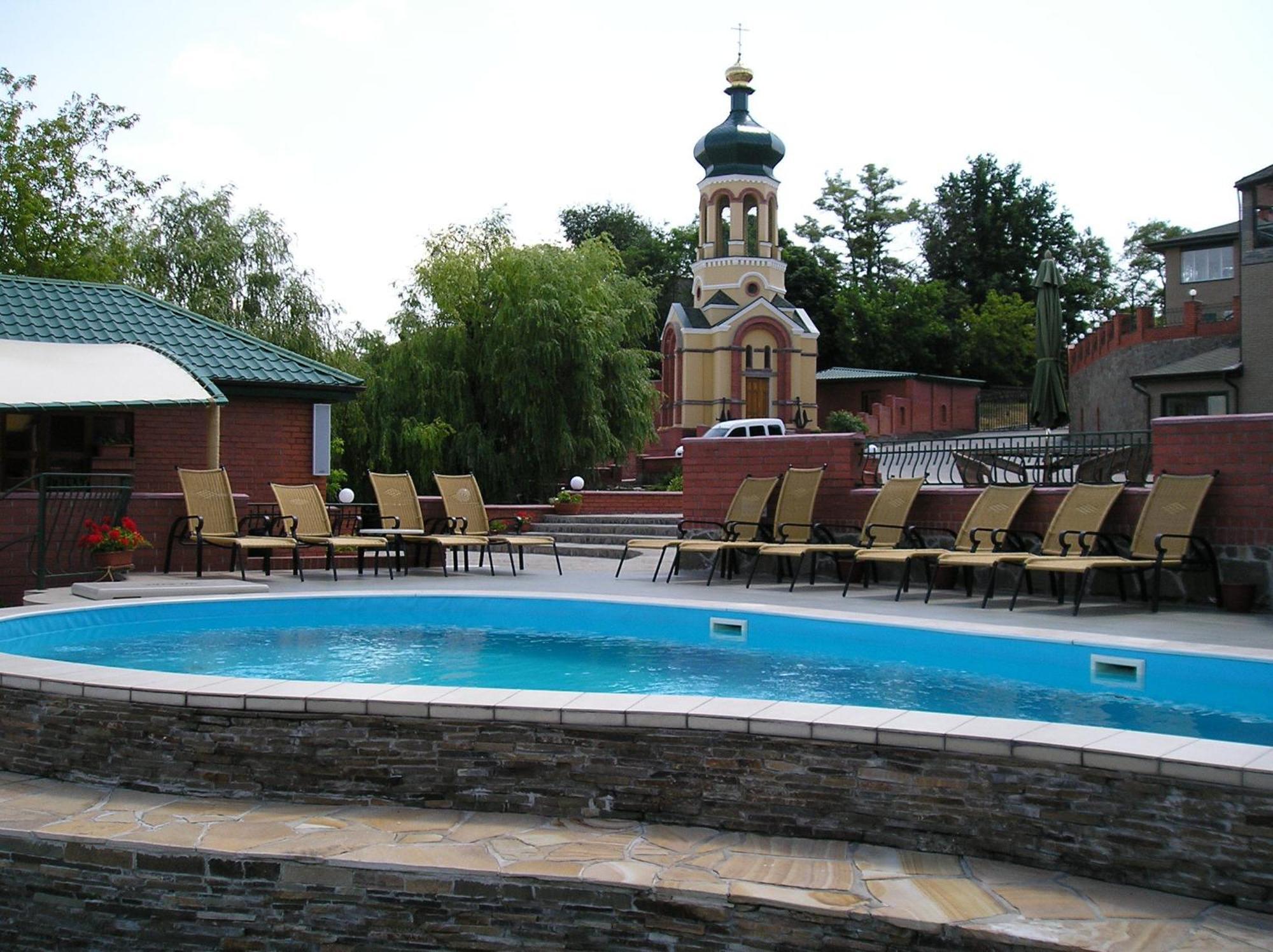 Maxmarine Yacht Club Hotel Nowa Kachowka Zewnętrze zdjęcie