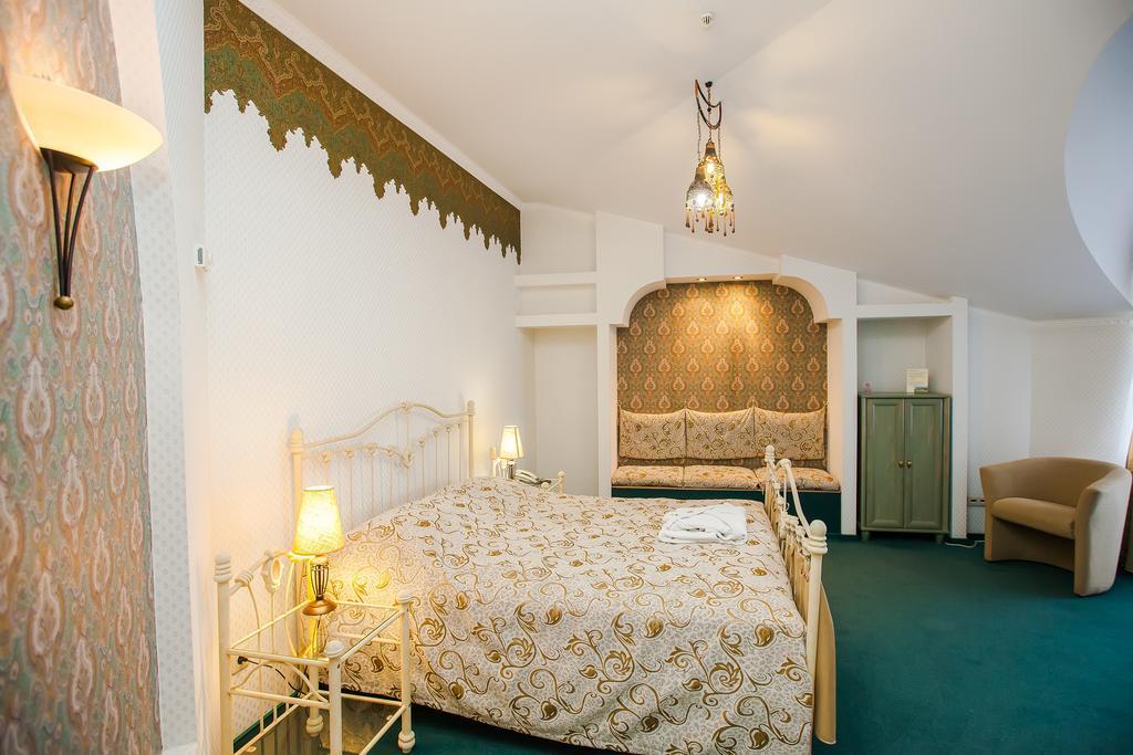 Maxmarine Yacht Club Hotel Nowa Kachowka Zewnętrze zdjęcie